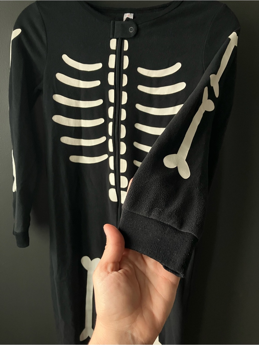 Skeleton One Piece Pajamas 10y Fleece Black & White Sleeper Camping Halloween - Picture 6 of 9